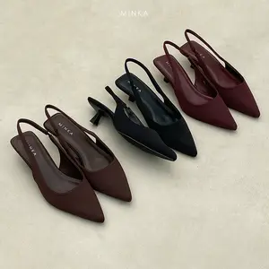 Minka Byo Pointy Kitten Heels 4 cm Classic Pointy Heels