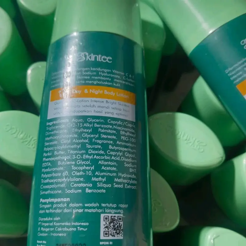 SKINTEE C-LOTION INTENSE BRIGHT Niacinamide, Vit C & E 3
