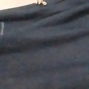 Kalung Titanium Huruf Wanita Anti Karat Lapis Emas Berlian Perhiasan Anti Karat Anti Luntur Y877