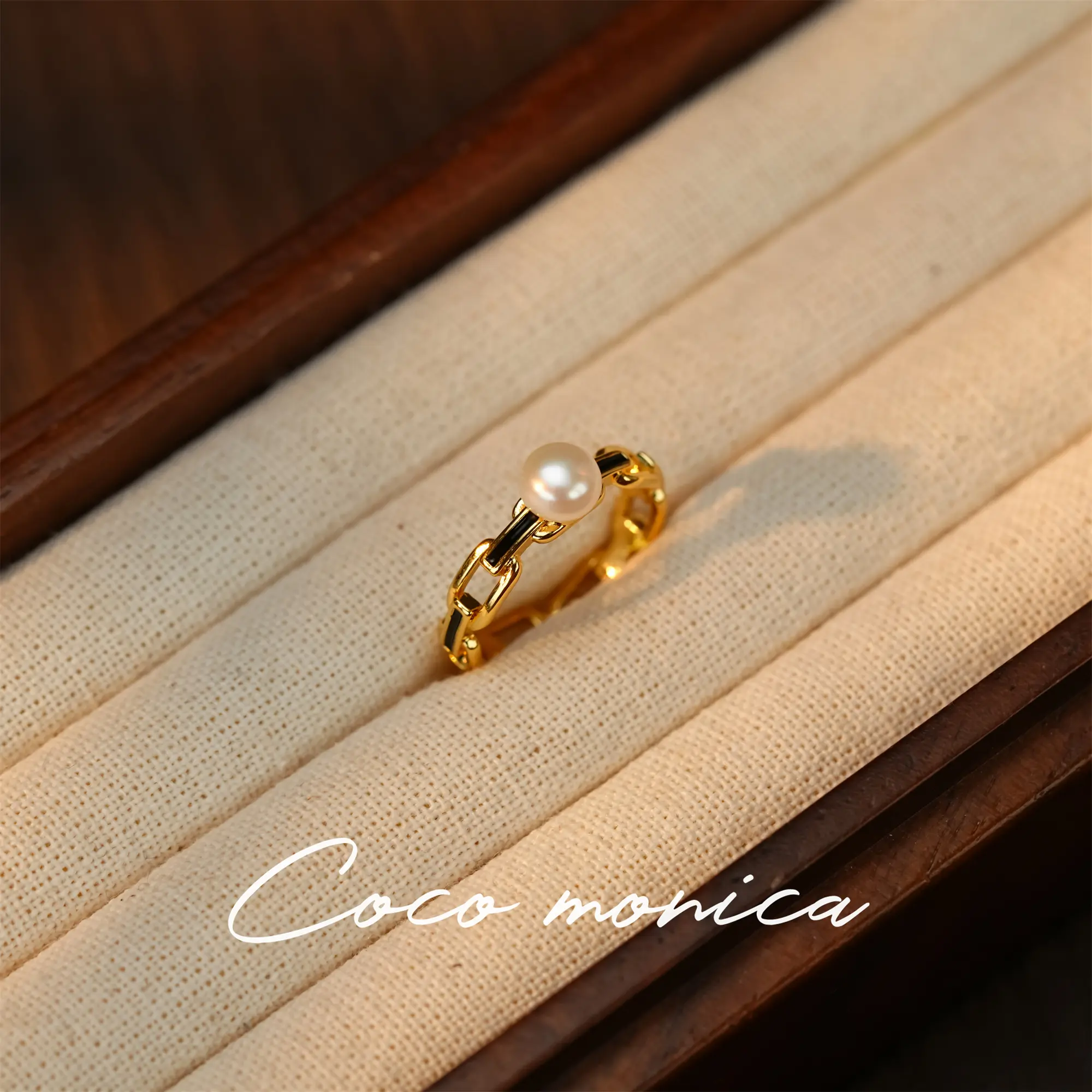 COCOMONICA phụ nữ xinh đẹp rỗng ngọc trai đồng nhẫn, WA775 Women chuỗi  locket dây  chuyền nhẫn  titan mặt  dây
