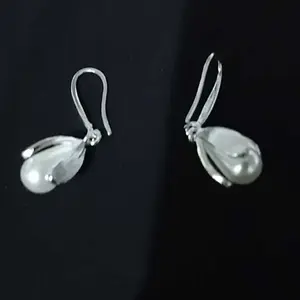 AGIAO Anting Kait Perak Mutiara Pistachio Desain Fashion Untuk Wanita