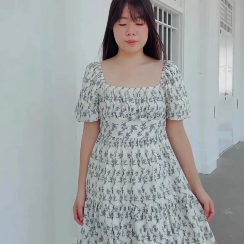 Clara V2 Porcelain Floral Smocked Midi Dress