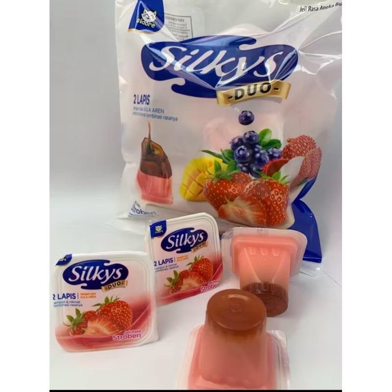 ￼SNACK VIRAL SILKYS PUDING DUO JELI RASA STROBERI BLUEBERRY [ 1 BUNGKUS ISI 10 PCS @26G] | SILKYS JELI RASA ANEKA BUAH DENGAN RASA GULA AREN 2