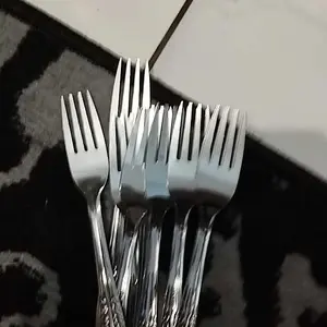 Garpu Makan Stainless Steel 12 Pcs / 1 Lusin Berkualitas Food-Grade Tahan Lama Panjang 17.5cm BISA COD