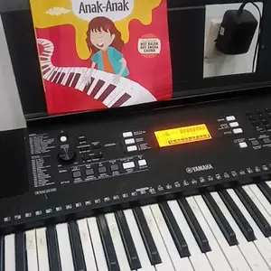 Buku Musik Koleksi Lagu Piano Terbaik Untuk Anak - Anak