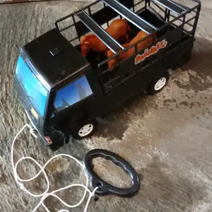 Mainan Anak Truk Pick Up L300 + Hewan Kuda 2 Pcs DT 23 - Viral