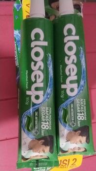 Product Review of CLOSEUP PASTA GIGI 160X2PCS from N**y 0