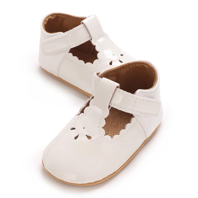 Product Introduction of Spring And Autumn Baby Girl Walking Shoes 0-1 Year Old Soft Soled Anti Slip Princess Little Leather Shoes Soft Single Shoes 39