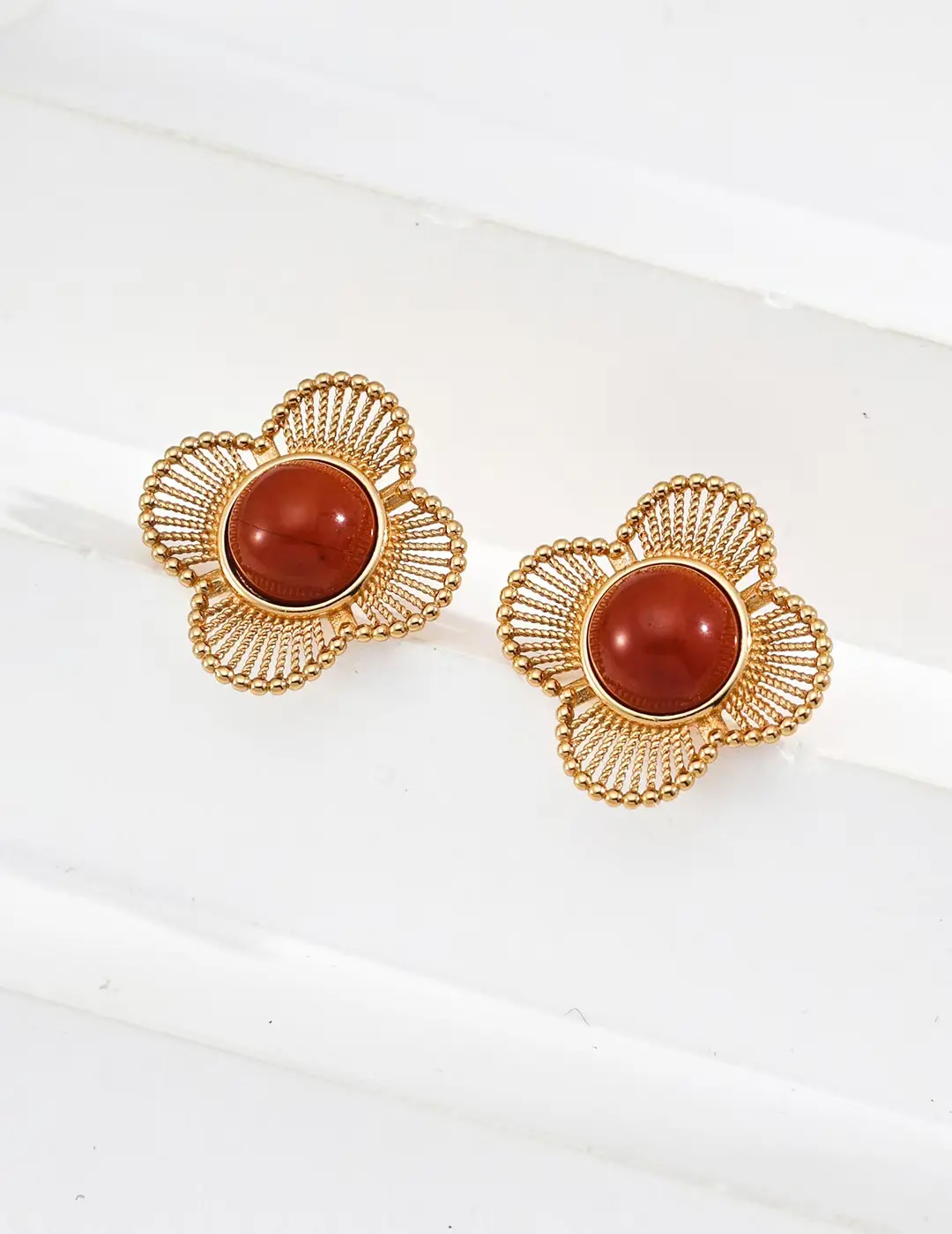 S925 Sterling Silver Vintage Red Agate Earrings:Simple,versatile,perfect for parties and ideal as a festive gift. shining  jewelry