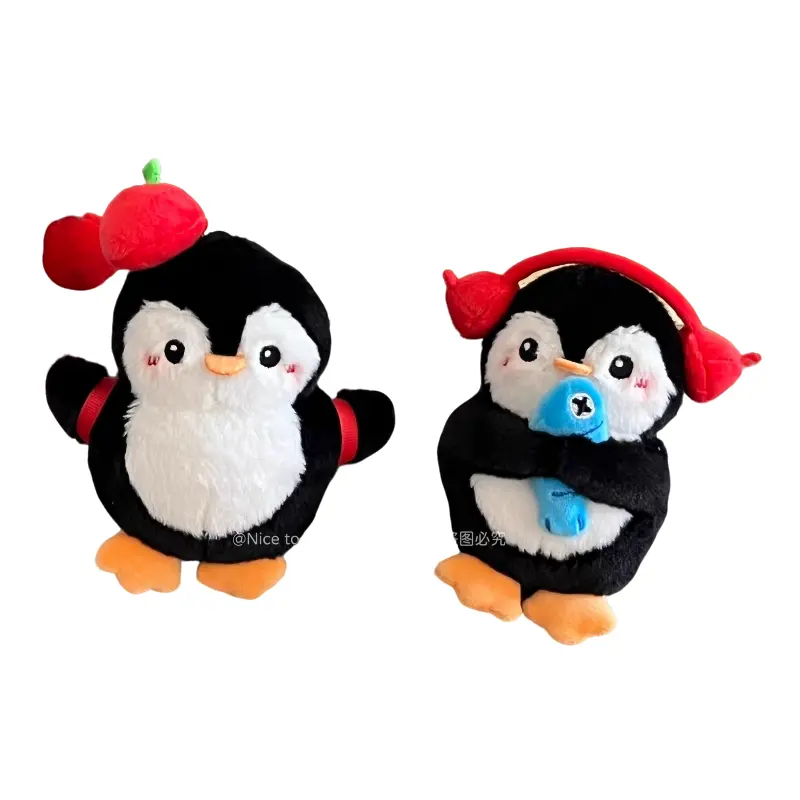 Adorable Winter Penguin Plush Keychain & Bag Charm: Apple Backpack Pendant with Hugging Fish Design – Perfect Couple Accessory & Gift