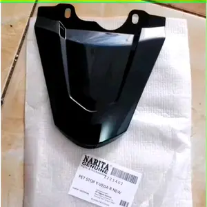COVER LAMPU STOP BELAKANG TUTUP BODY BELAKANG VEGA R NEW 2006 2007 2008 HITAM PET STOP VEGA R NEW HITAM