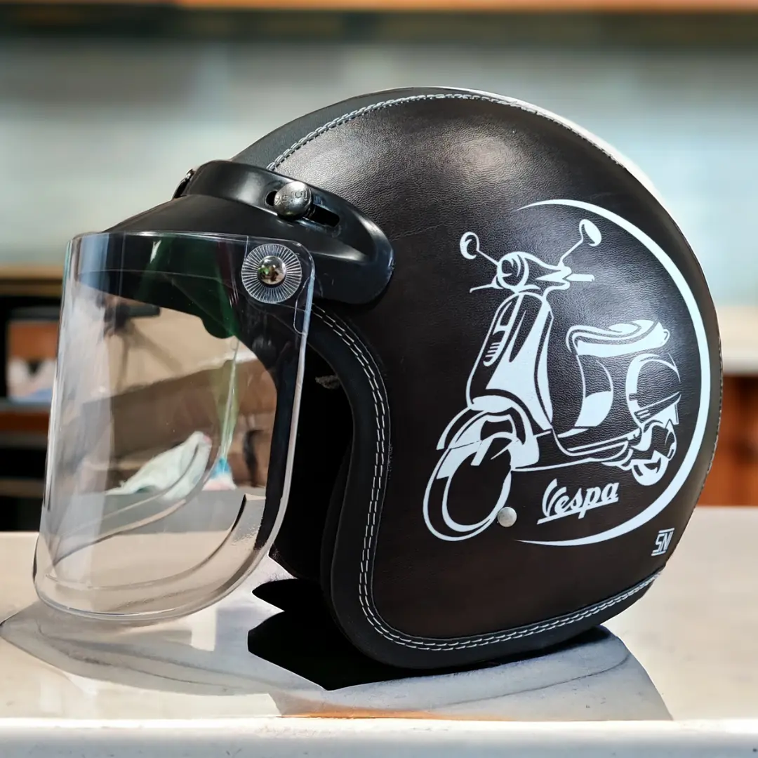 Helm Bogo Kulit Full Leher Retro Dewasa SNI Motif Vespa Hitam Kaca Datar Helmet Motorcycle