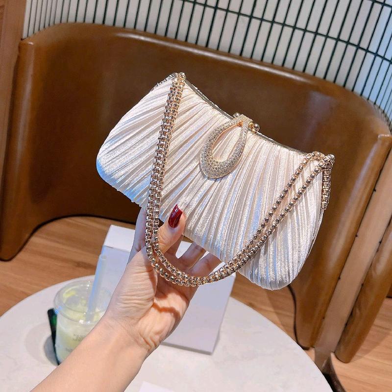   MÀU VÀNG KEM & BẠC  Size 20cm Cốp Đi Tiệc Vải Lụa Xếp Ly Xích Đôi Khóa Đá Túi Xách Nữ Đeo Chéo Women Bag Clutch Cầm Tay HÀNG QC 