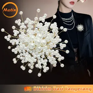 Bros Mutiara Handmade Bros Mutiara Elegant Pearl Snowflake Brooch