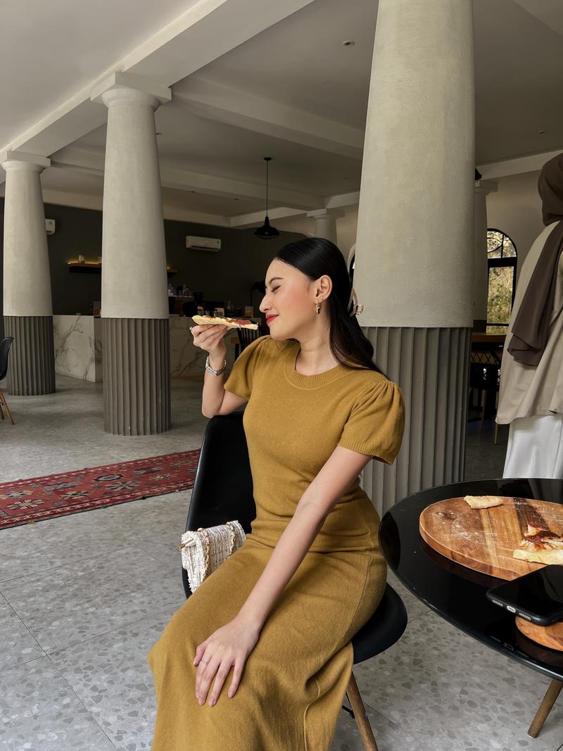 Product Introduction of CASSCA - Bora Dress | Knit Wanita Simpel Elegan Korea 2025 4