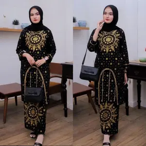 setelan batik motif matahari, ada 3 warna