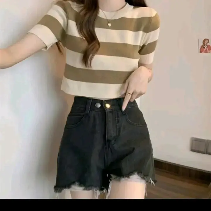 atasan crop top stripes knit / crop Top wanita knit garis / capsual top panjang fit lembut 1