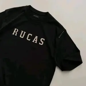 T-shirt RUCAS | distro pria/wanita | premium black