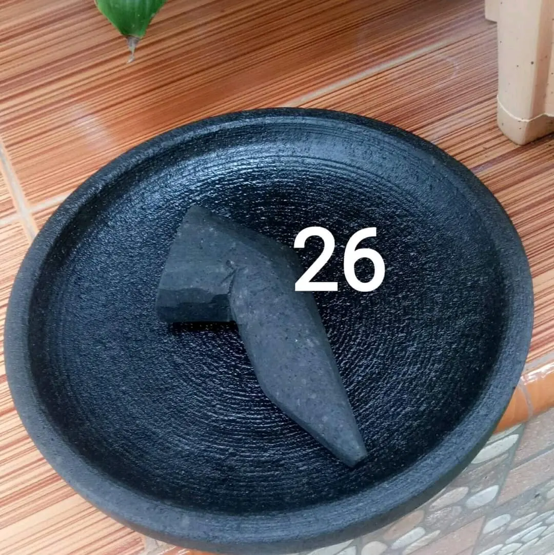 Cobek Batu Asli 26 cm Free Ulekan - Garansi Uang Kembali