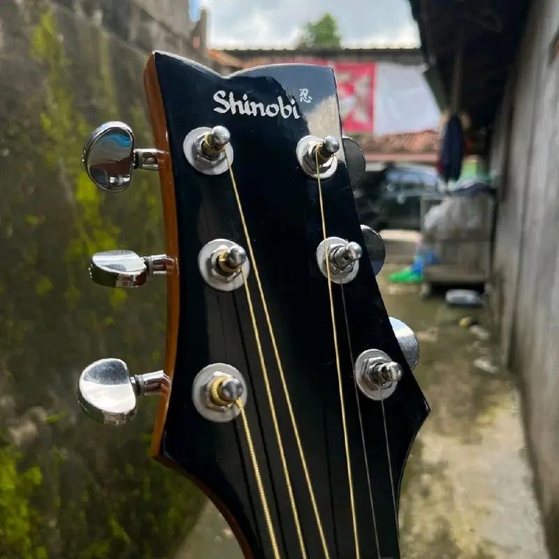 Shinobi Gitar Original  top spruce JNR model glosy 5