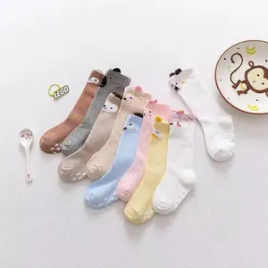 Kaos Kaki Panjang Baby 0-12 Bulan Import dengan Desain Lucu dan Nyaman untuk Bayi Anda