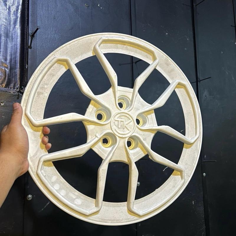 1biji Wheldop pick up ring 17 baut roda 5 L300, Granmax , New carry bahan plastik lentur 1biji Wheldop pick up ring 17 baut roda 5 L300, Granmax , New carry bahan plastik lentur