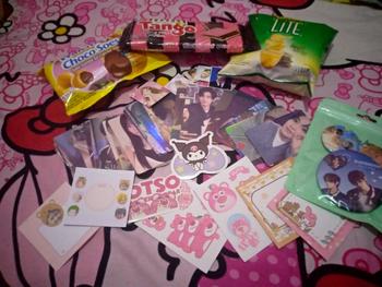 Product Review of kpop pin peniti (dapet pc + freebies) from y**⑅ (**' 0