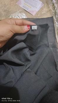 Product Review of L HAURA SCARF HIJAB MALAY SYAR'I Empat Nyaman Oval Polycotton from D**🌹 1