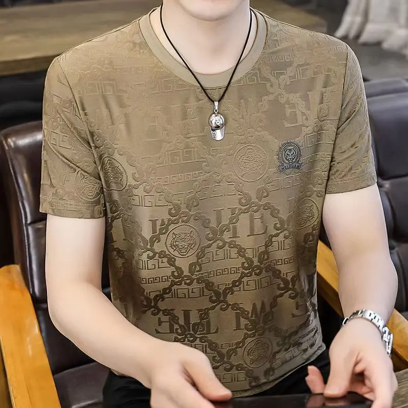 New men's trendy ice silk jacquard short sleeved T-shirt Thin quick drying casual round neck hot stamping sweatshirt Moisture wicking, soft and comfortable elastic commuting versatile top