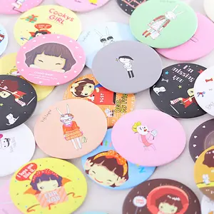 MMM - Cermin Bulat Karakter Natal Kaca Make Up Mini Travelling Motif Lucu Kaca Mini Travel Size 6.5cm Diameter Cermin Make Up untuk Travelling Motif Kartun Cute dan Colorful COD BUNDLING ISI 1PCS 30PCS 50PCS Dan 60PCS