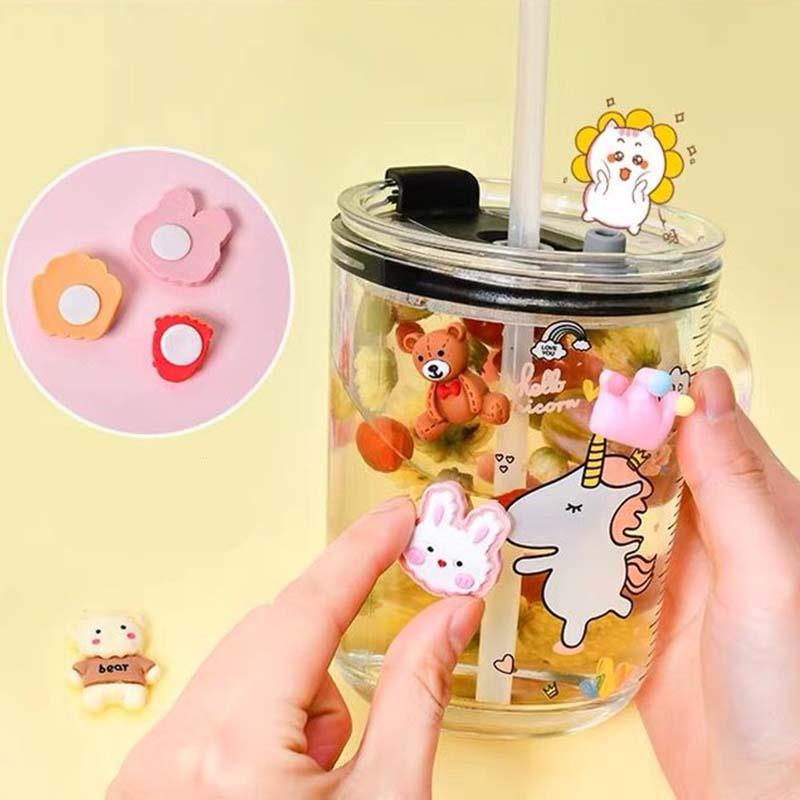 APEN 4pcs Stiker 3D Motif Kartun Untuk Dekorasi Botol HP Barang Unik 1