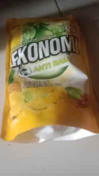 Product Review of MAMA LEMON SABUN CUCI PIRING 680ML from k**0 0