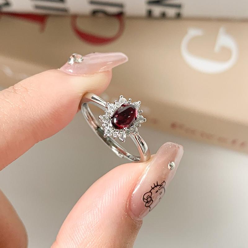 Oval ring, flower inlaid stone ring, natural garnet ring, female ring, temperament live ring 2