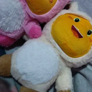 Boneka Mewah Bantal Nailong Boneka Mewah Kapibara Cross-dressing Dino Kuning Hadiah Ulang Tahun Valentine day's Hadiah