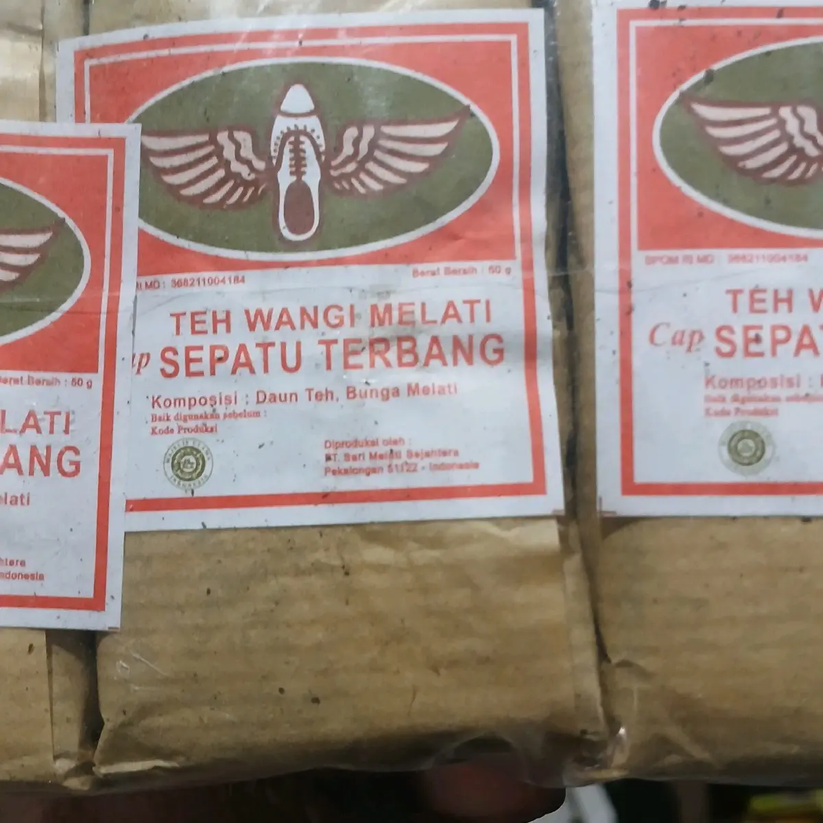 Teh Tubruk Harum Cap Sepatu Terbang Merah 1pak isi 10pcs_Tea