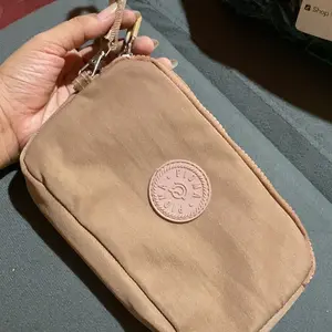 DOMPET POUCH 1 RUANG WANITA / DOMPET HP NYLON WANITA DOMPET 1 RESLETING / PIOMA CIARA