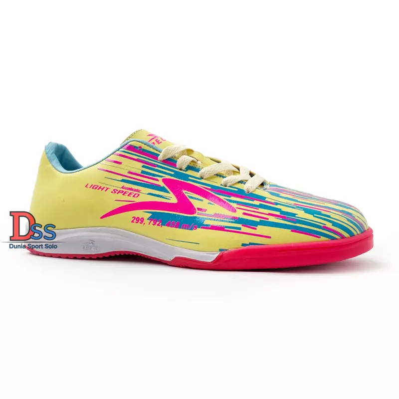 Sepatu Futsal Laki Laki  Dan Pria Keren Model BARU SPECSREBORN 5