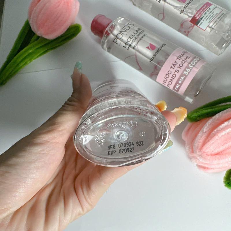 combo 3 chai nước tẩy trang sáng da P ond's size MINI 100ml 4