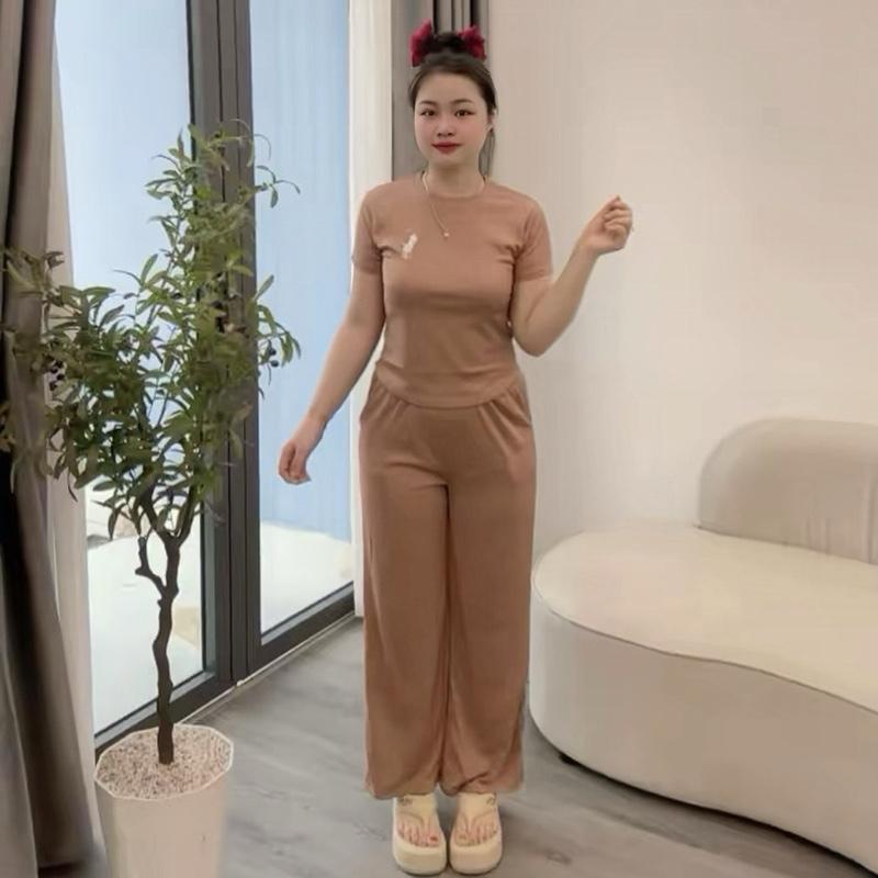  Bộ Cổ Tròn Quần Suông Dài Rộng + Áo Vạt Bầu Nhẹ Thêu Ngựa Thun Tăm Lạnh Trẻ Trung  Sang Trọng- set quần áo nữ quần dài 