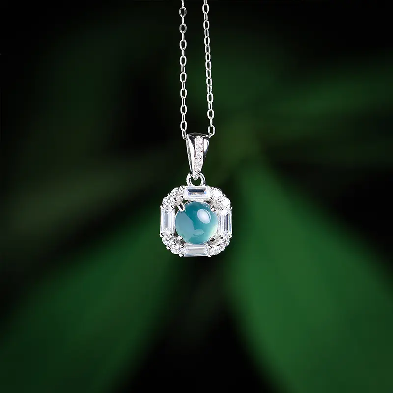 Jade pendant Jade pendant
