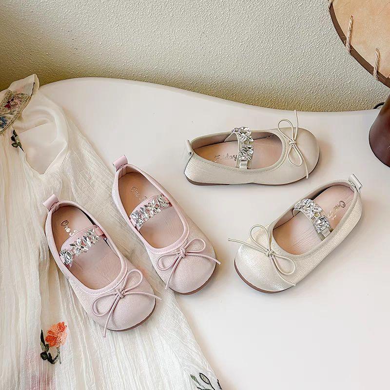  Giày búp bê quai đính đá có nơ cho bé gái Ánh Nhũ nhẹ nhàng phối quai chun Đính Đá lấp lánh đế êm mềm cho bé gái KW-01 