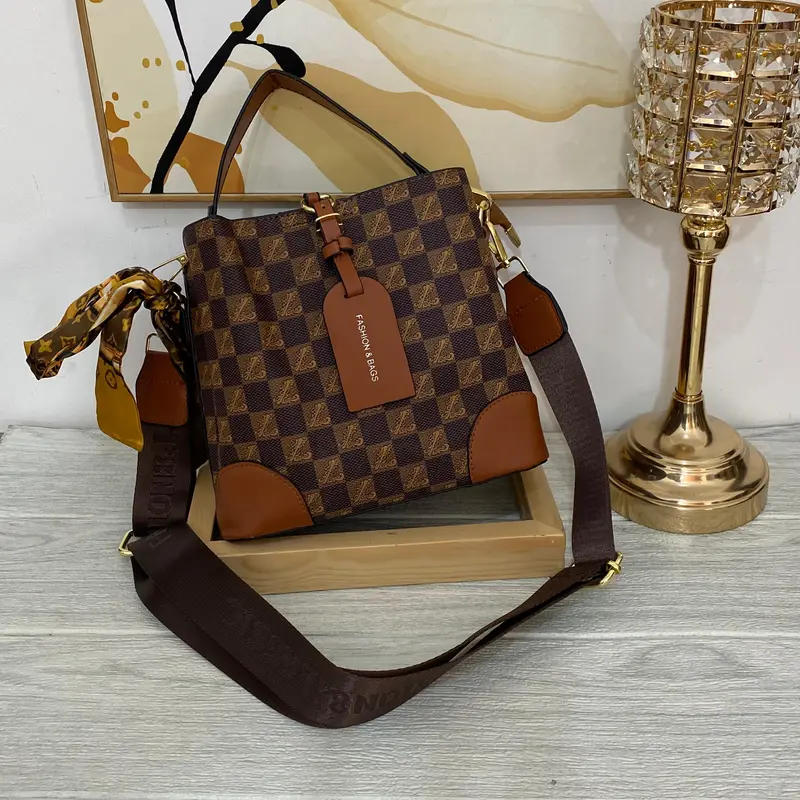 Tas Mewah Tas Slempang Wanita Bucket Bag T84016 0