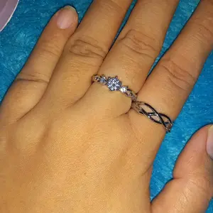 DPC Official Shop Cincin Berlian Pertunangan Pasangan Titanium Stainless Steel Aksesoris Elegan Fashion Anti Karat