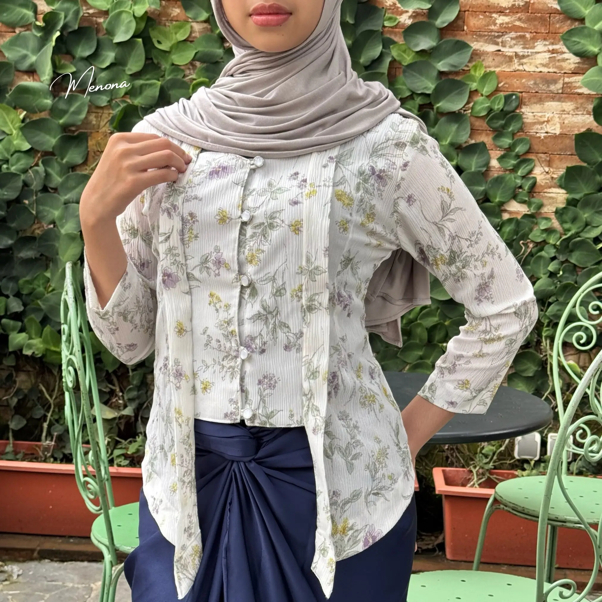 Kebaya Casual Kutubaru Modern - Violet Garden | Menona