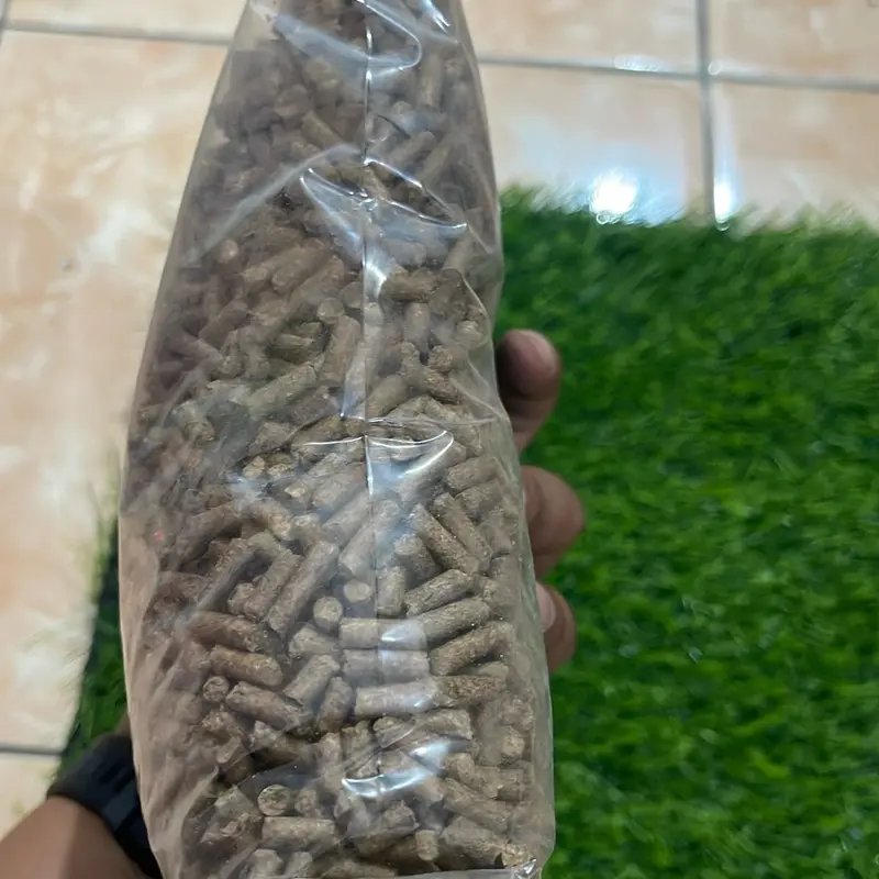 Pakan Kelinci Coklat BM169 1kg 100% Alami Superrabbit Standard 4