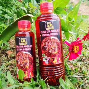 CHILI OIL Garlic 250ml Pedas Daun Jeruk Minyak Cabai Praktis SERBAGUNA Halal Pelengkap Dimsum Mie Ayam bas aci Cili Oil By DE WULAN