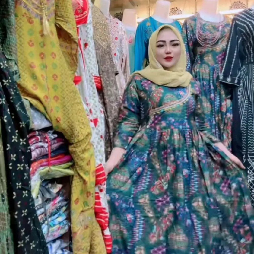manik hindi hijau botol cantik