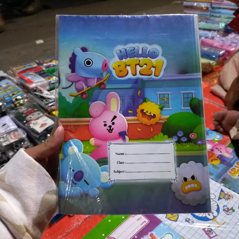 Sampul buku tulis karakter Doraemon, Kuda pony, Spiderman, Frozen, Bt21 Sidu 5