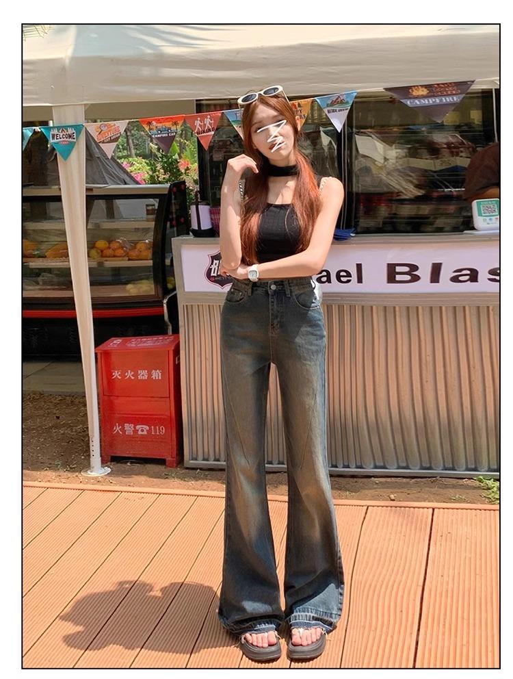 Product Introduction of Celana Jeans Wanita Highwaist Cutbray Jumbo Baggy Pants  Biru - Panjang wide leg jeans high  waist loose jeans  cutbray flare jeans gombrong retro denim outfit 2025 cut bray 001 11