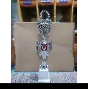 PIALA SATUAN TINGGI 40CM B.118 MERAH HIJAU BIRU SILVER Trofi Penghargaan Kualitas Tinggi untuk Acara Spesial